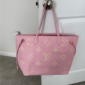 Louis Vuitton Pink/Cream Neverfull Monogram Tote